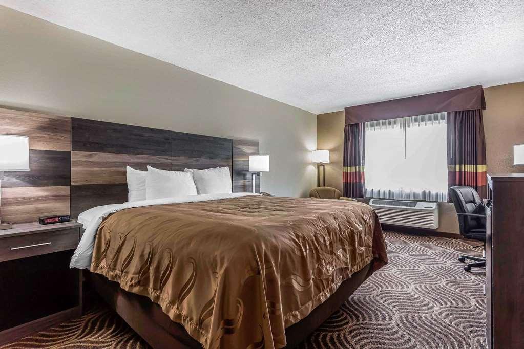 Quality Inn & Suites Солсбери Экстерьер фото
