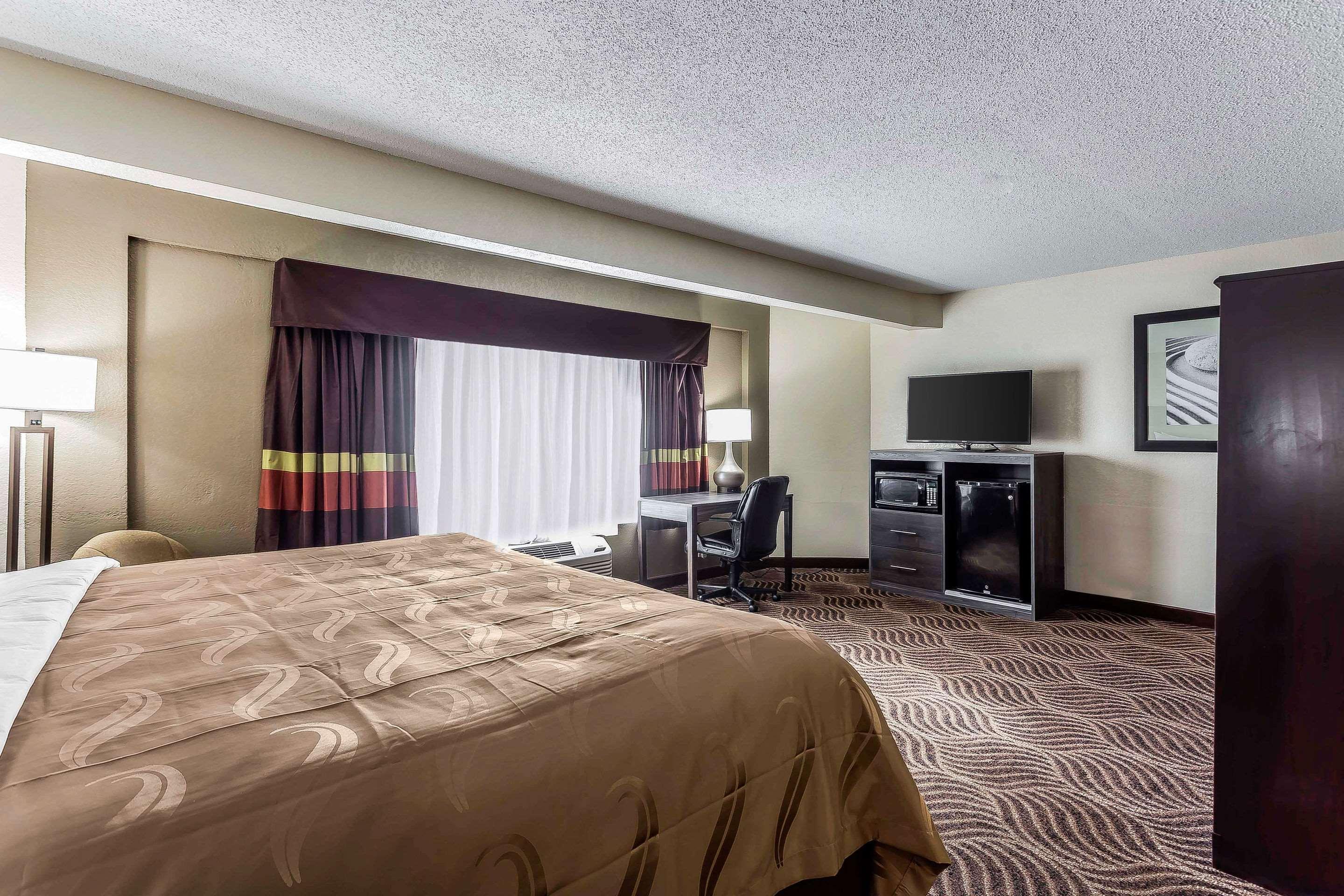 Quality Inn & Suites Солсбери Экстерьер фото
