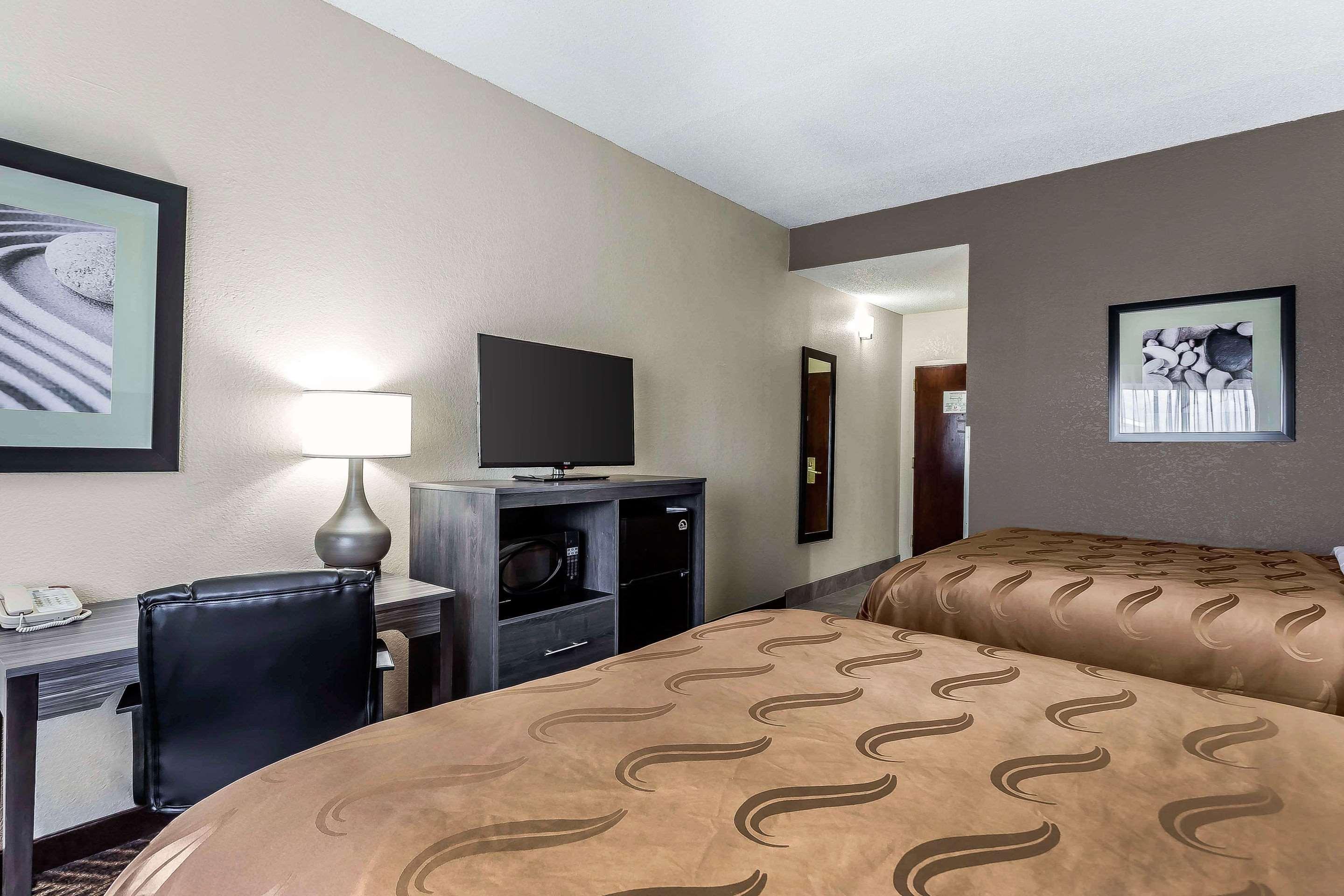 Quality Inn & Suites Солсбери Экстерьер фото