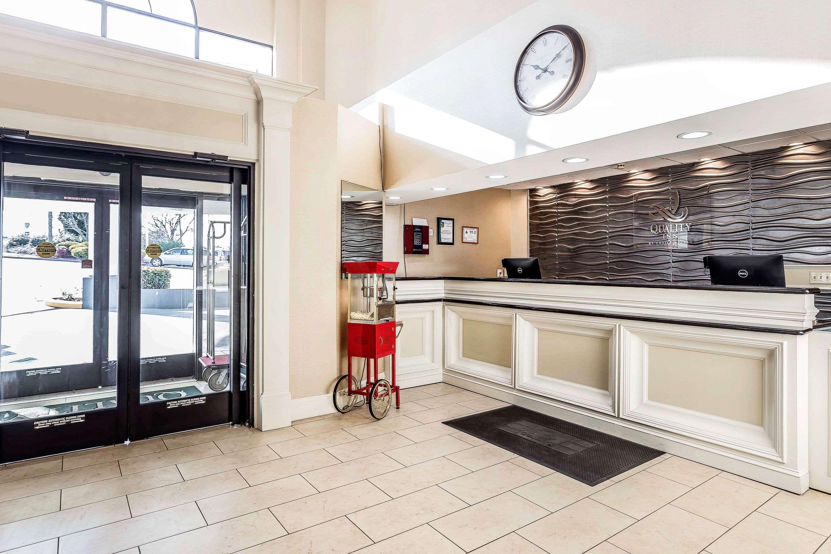 Quality Inn & Suites Солсбери Экстерьер фото