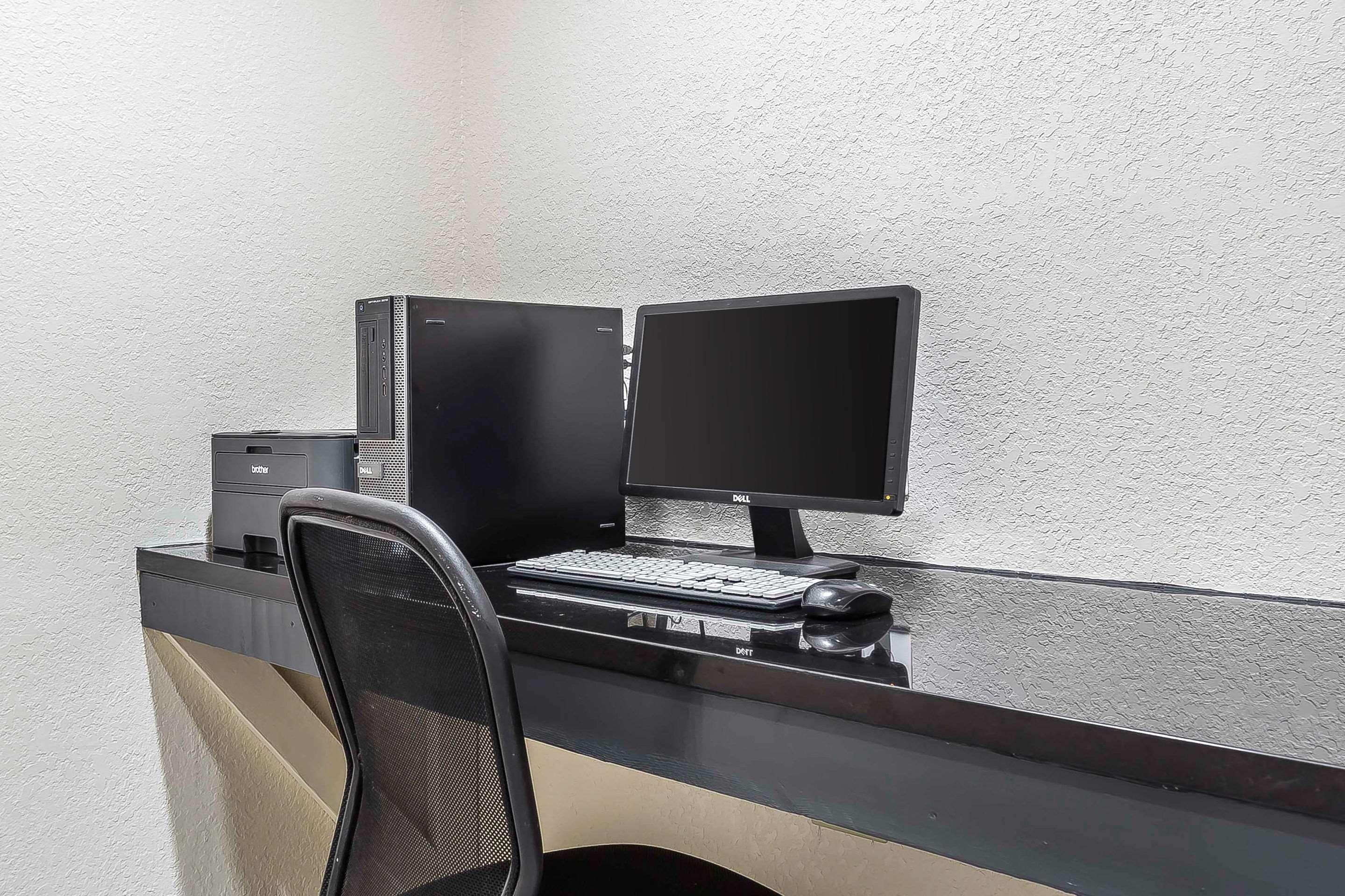 Quality Inn & Suites Солсбери Экстерьер фото